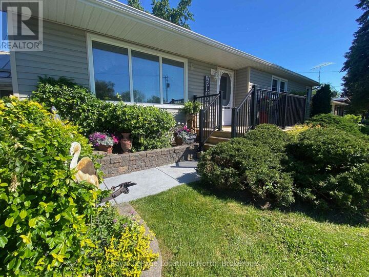 Property Photo: 227 Superior Street ON L0M 1S0