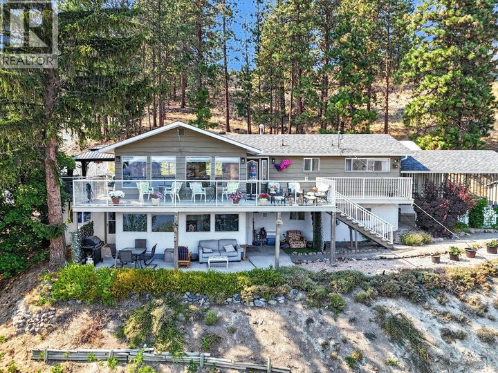 Property Photo: 5868 Macgregor Road BC V0H 1X4
