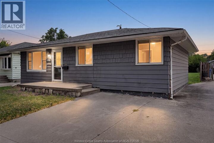 Property Photo: 1721 Glendale ON N8T 2N1