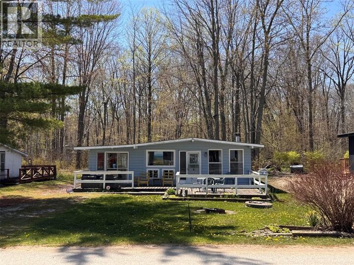 Property Photo:  9924 Lake Road  ON N0N 1J1 