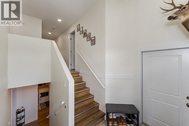 Property Photo: 5245 Gable Place BC V2K 5A6