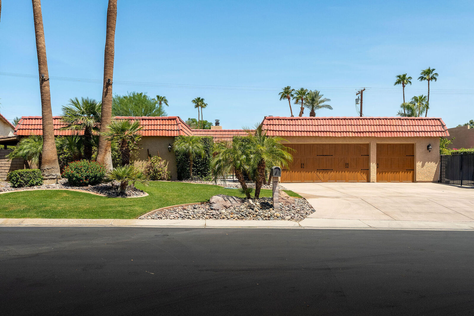 Property Photo: 79600 Mandeville Road CA 92203