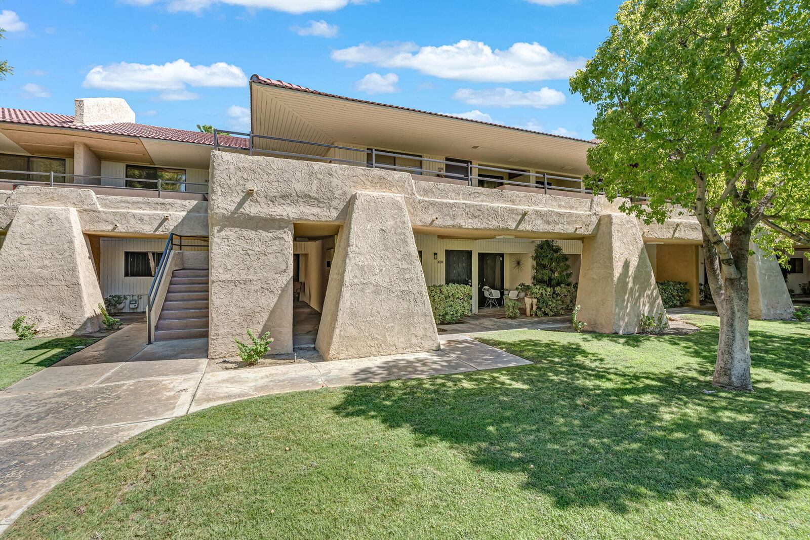 Property Photo: 2821 N Los Felices Road K109 CA 92262