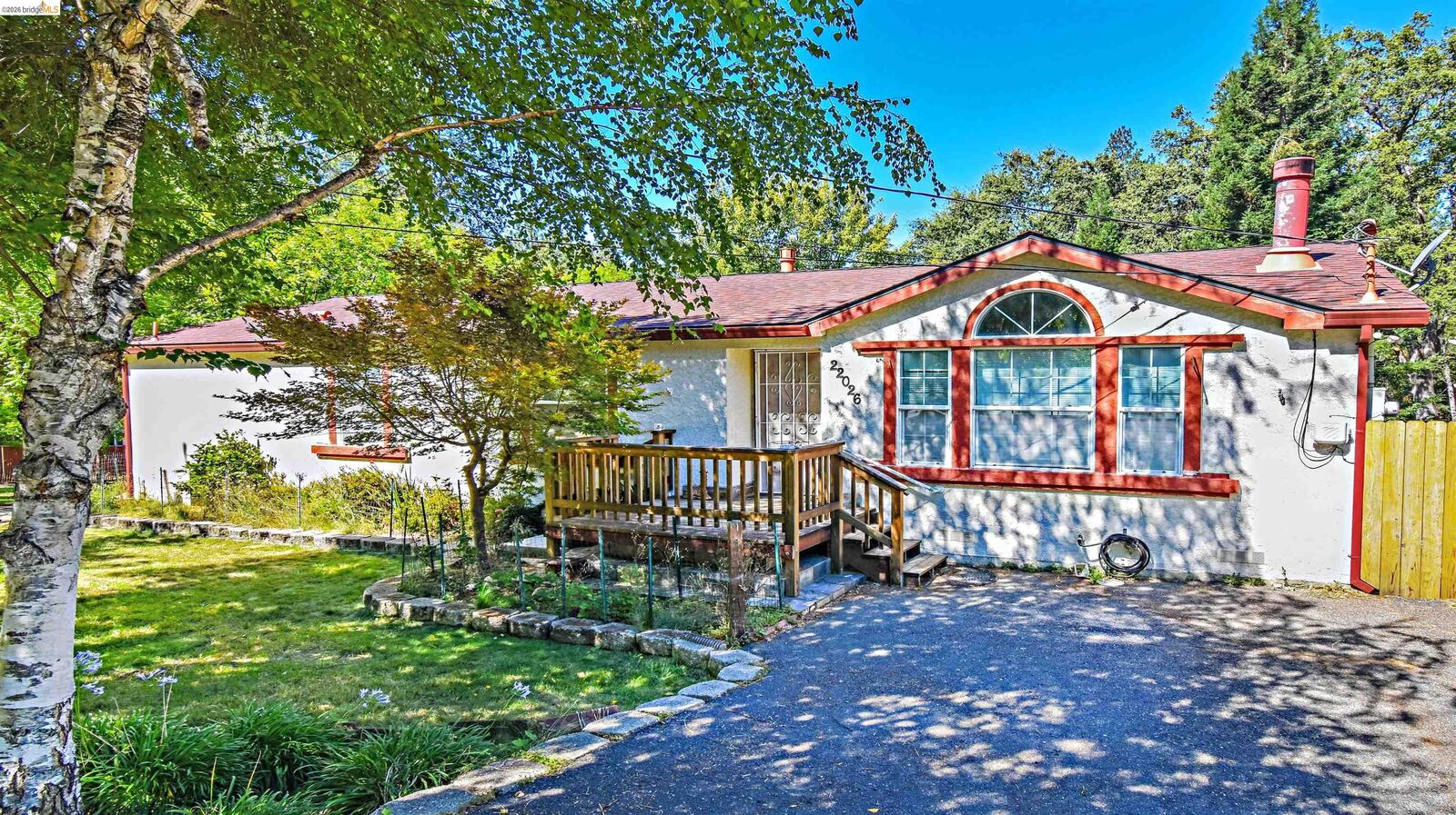 Property Photo: 22026 Crystal Falls Dr CA 95370