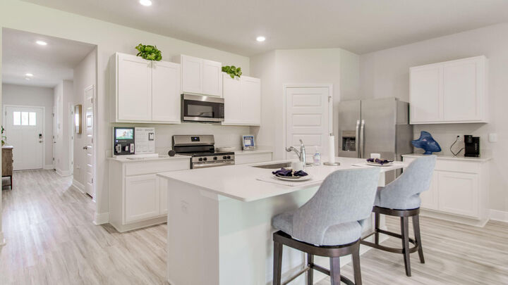 Property Photo:  5731 Dearing Street  FL 32539 