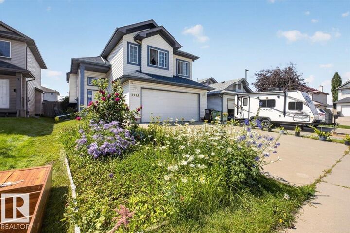 Property Photo:  2918 33 Street NW  AB T6T 1V6 