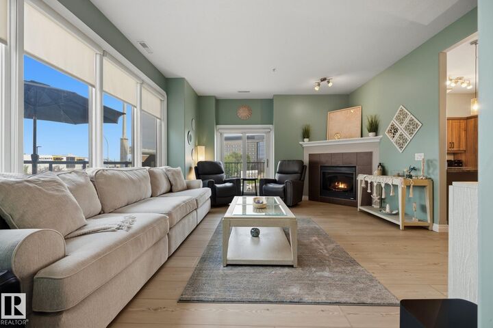 Property Photo:  10625 Kingsway Avenue NW 201  AB T5G 2Z6 