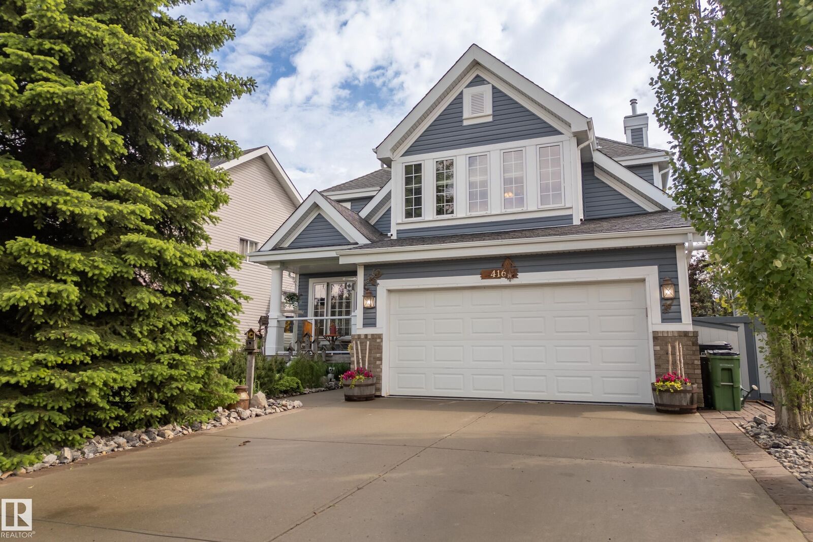 Property Photo:  416 Sparling Crest SW  AB T6X 1G9 