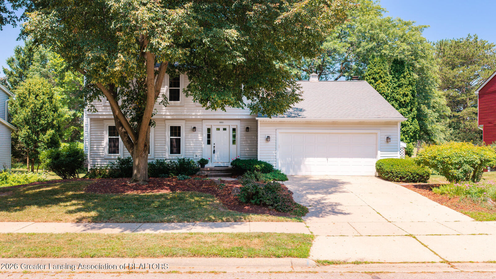 Property Photo:  1810 Shadywood Lane  MI 48864 