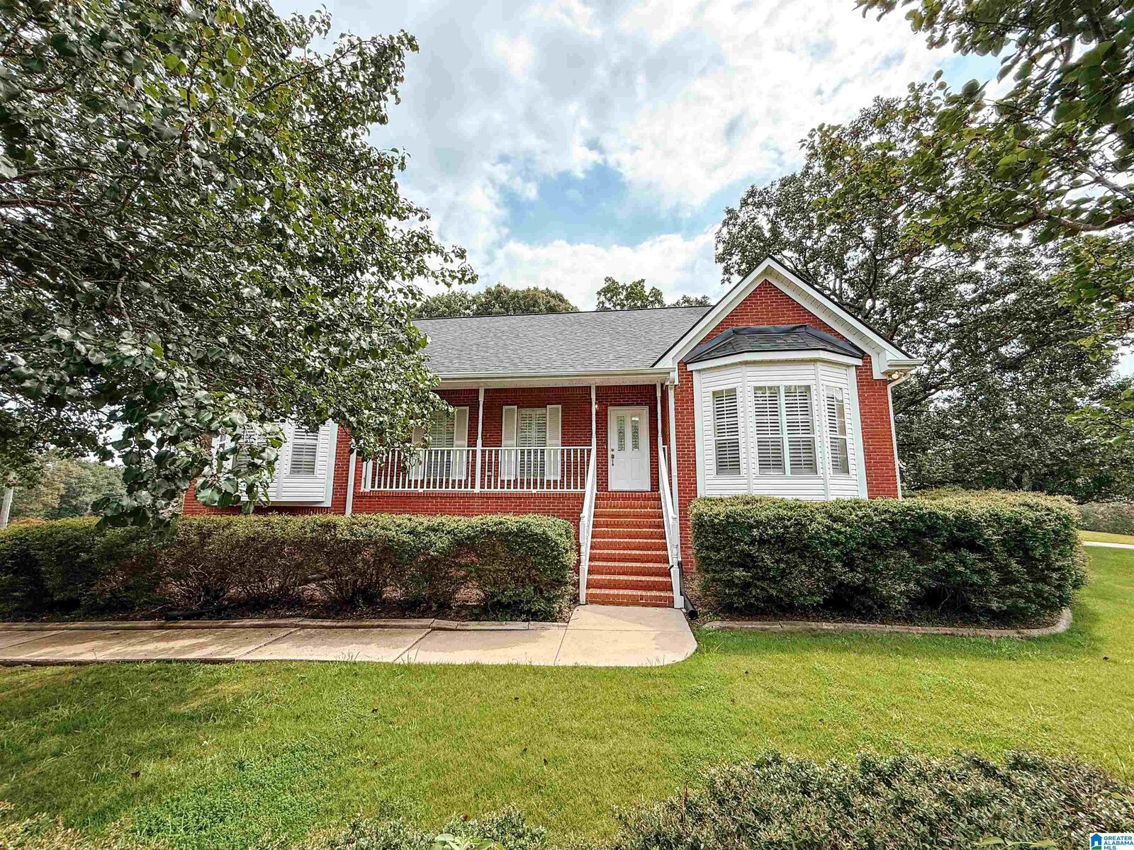 Property Photo:  6495 Aspen Lane  AL 35023 