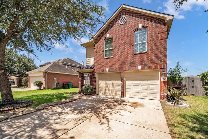 Property Photo: 5531 Dapplewood Lane TX 77449