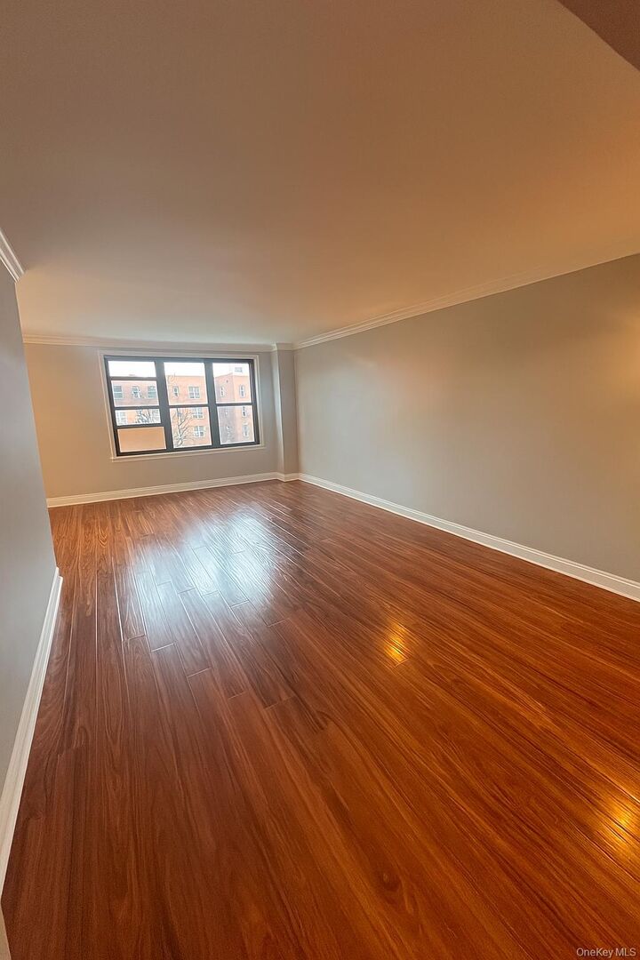 Property Photo:  2835 Webb Avenue 7C  NY 10468 