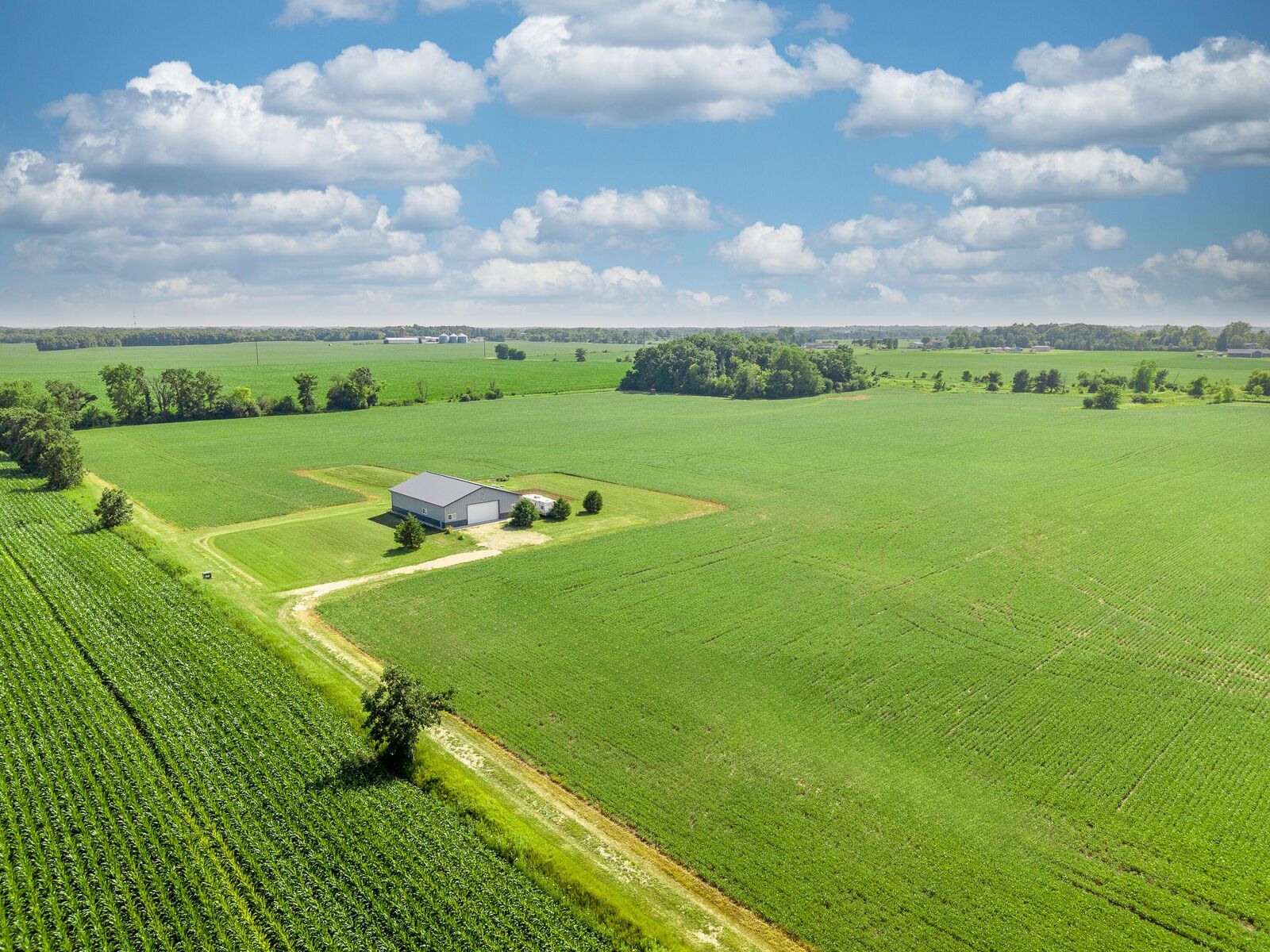 Property Photo: 21605 1st St WI 53139