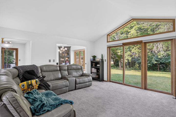 Property Photo: 4418 Hunters Glen Dr WI 53083