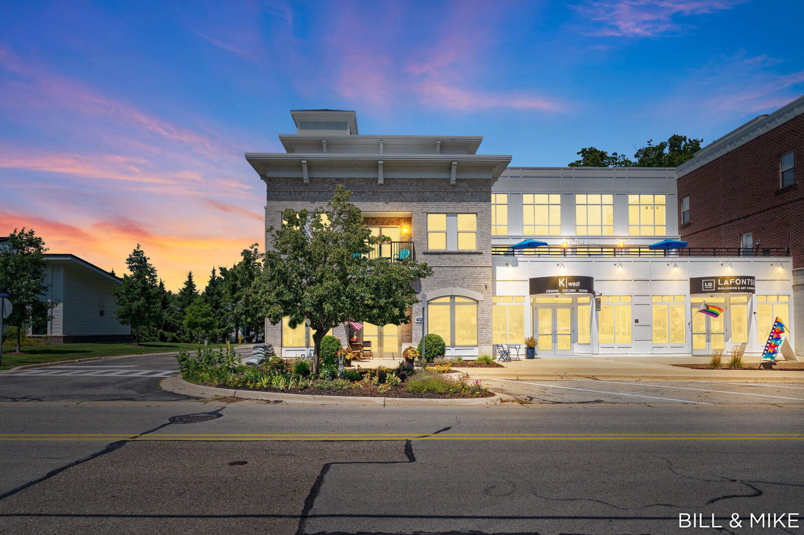 Property Photo: 150 W Center Street MI 49406