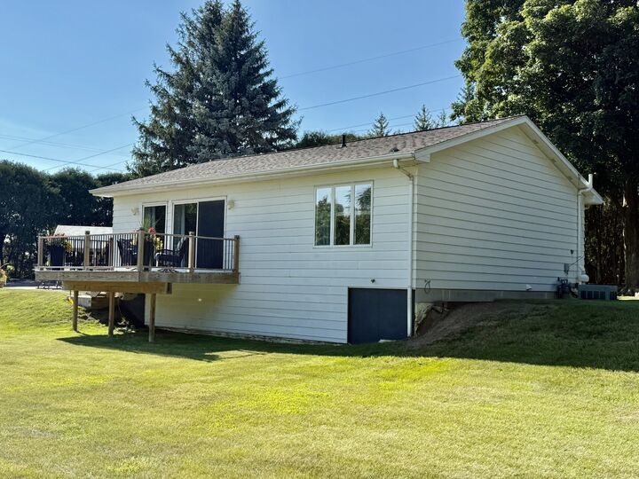 Property Photo: 2084 Rockwell Road IL 61301