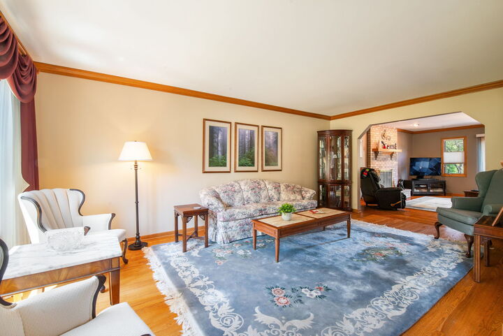 Property Photo: 8634 W Park Lane IL 60714
