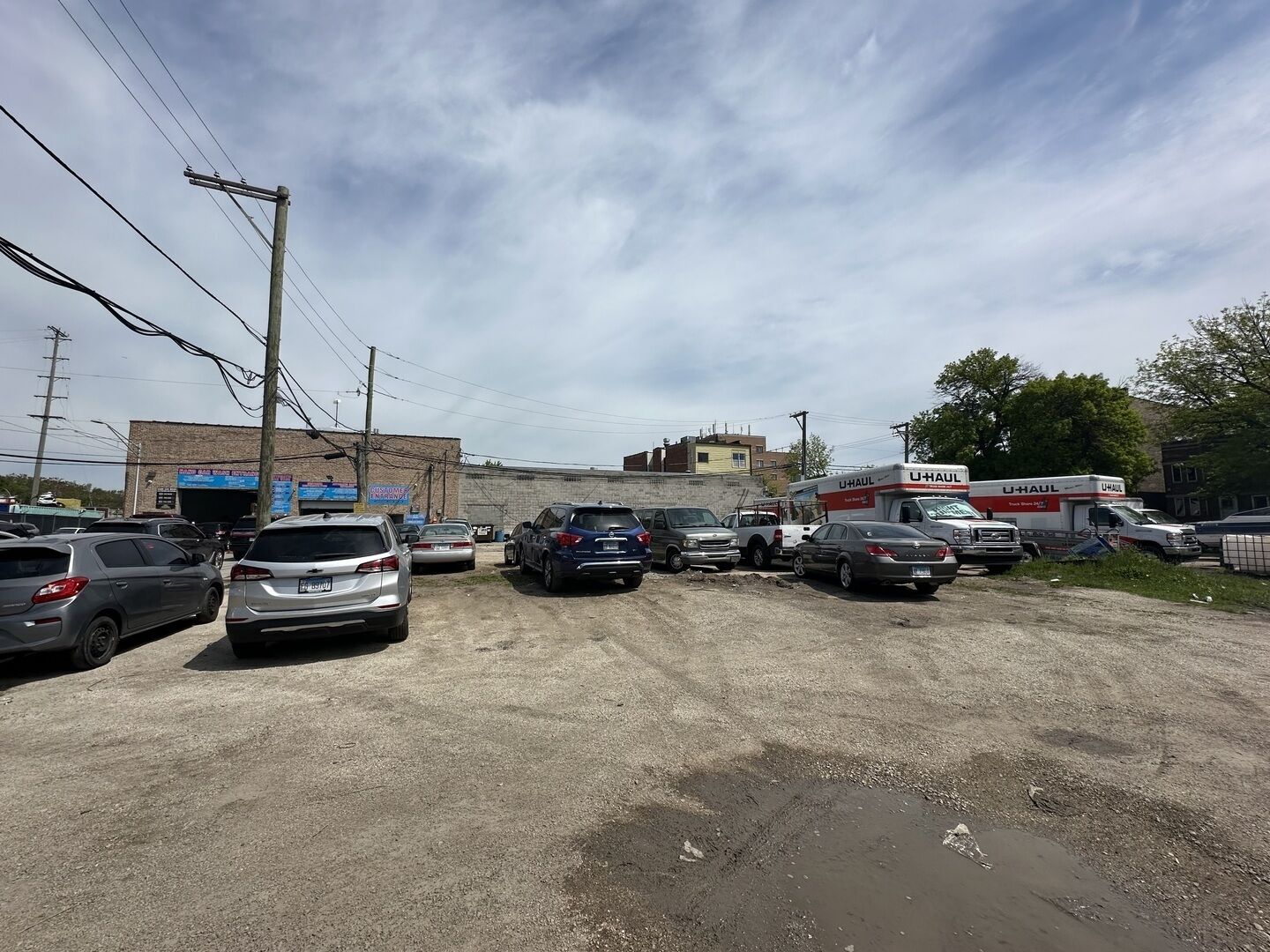 Property Photo:  3110-3118 S Shields Avenue  IL 60616 