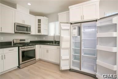 Property Photo: 614 W 85th Street 1/2 CA 90044