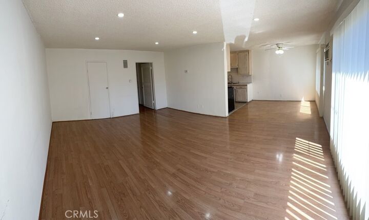 Property Photo: 14218 Sylvan CA 91401