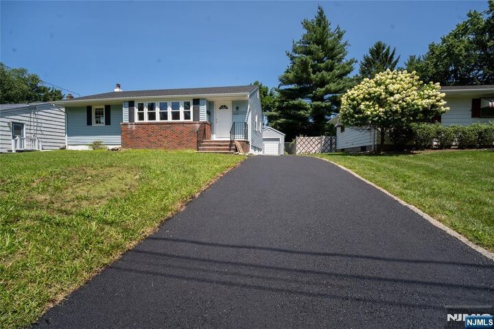 Property Photo:  219 Haroldson Place  NJ 07442 