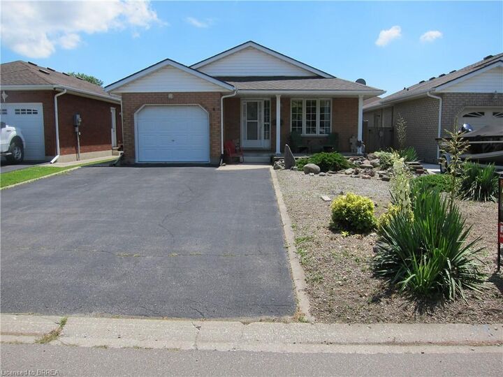 46 Anderson Avenue — photo 1