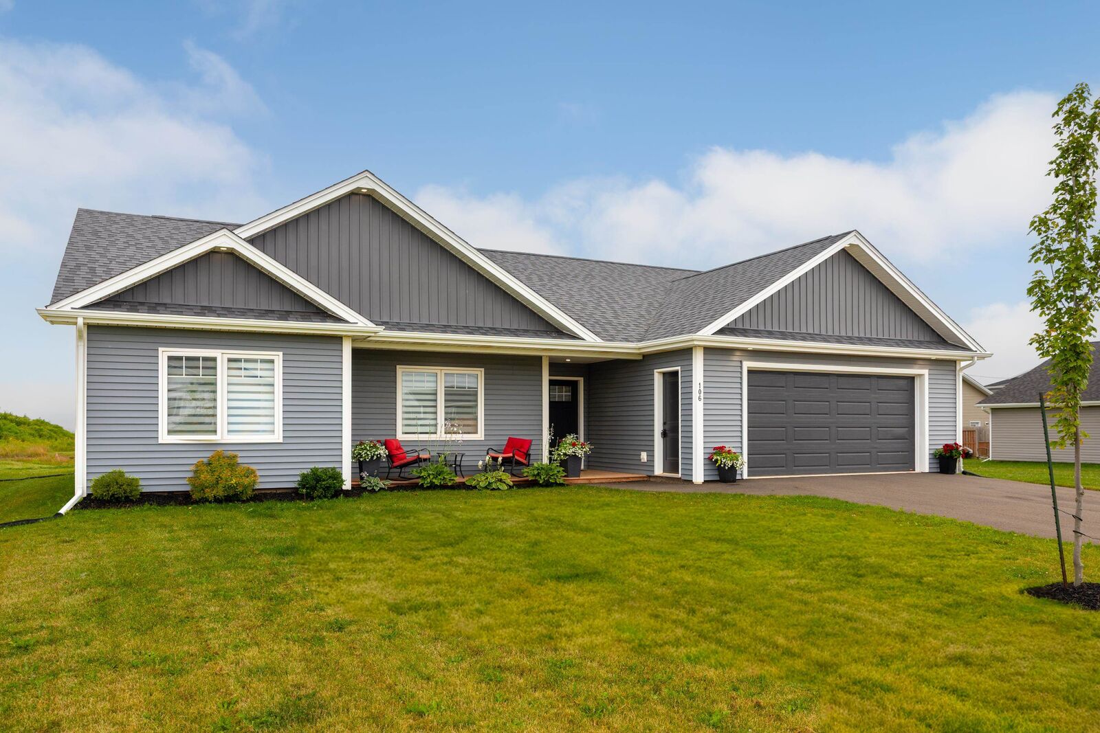 Property Photo: 106 Kindred Avenue PE C0W 0W4