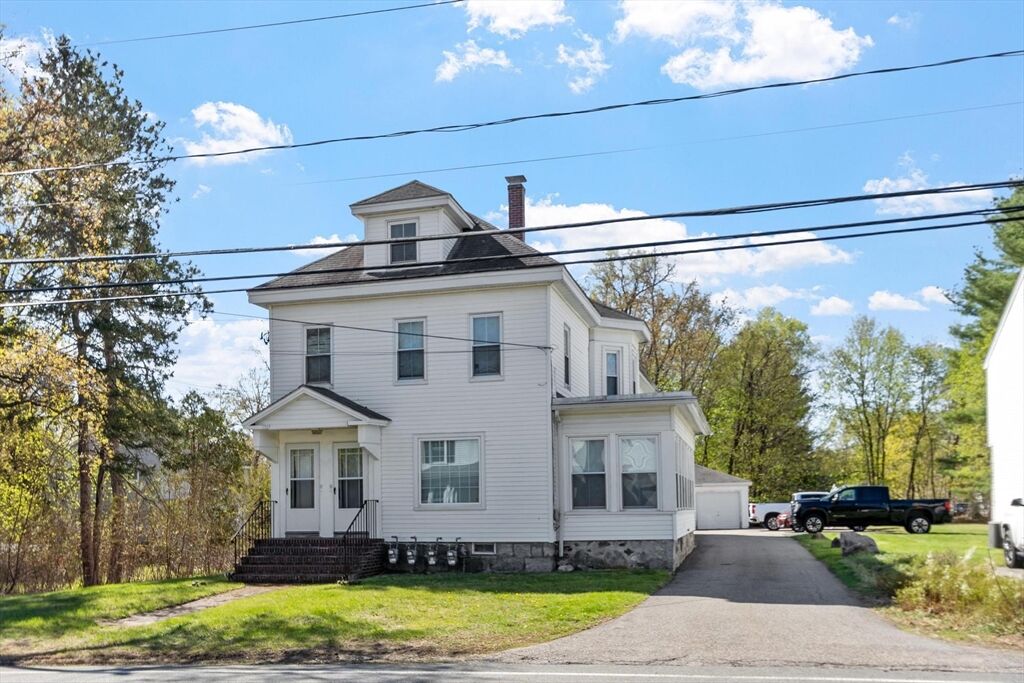 Property Photo:  15R Warren Ave 15R  MA 01824 