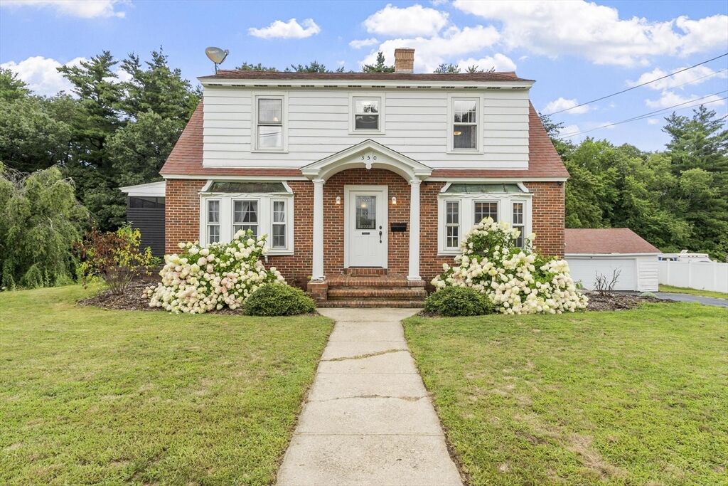 Property Photo:  350 Union St  MA 01453 