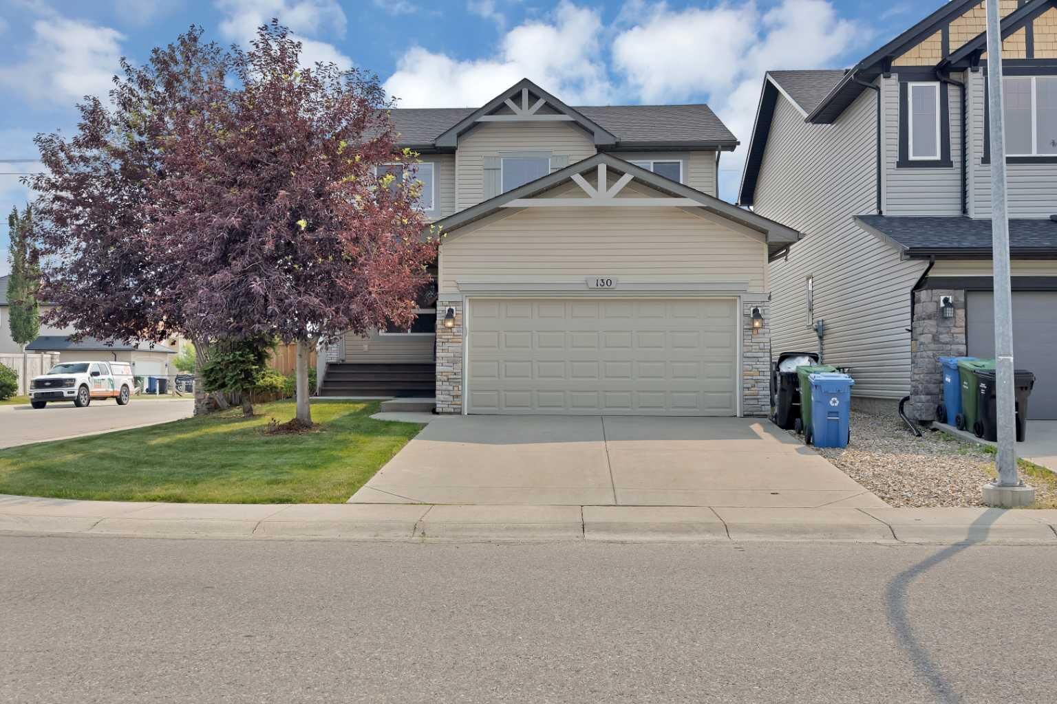 Property Photo: 130 Panamount Road NW AB T3K 0H6