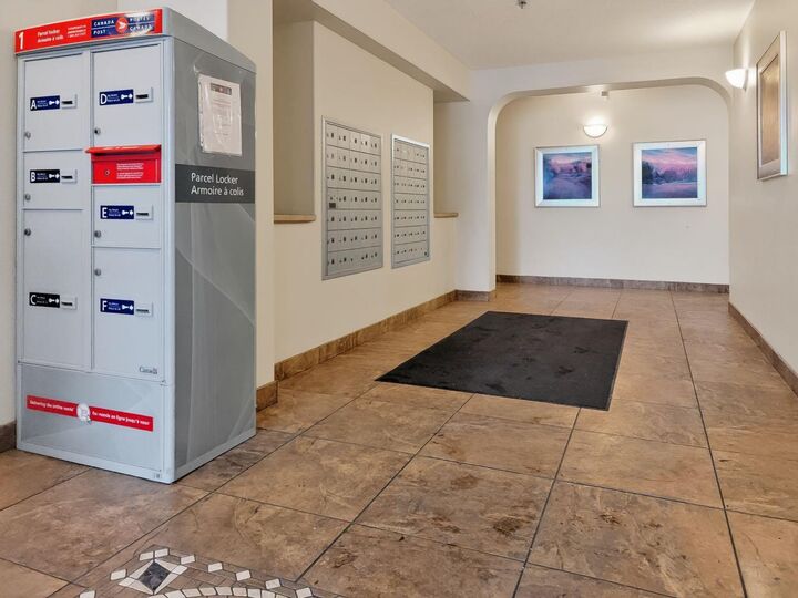 Property Photo:  9810 96 Street 302  AB T8V 7T9 