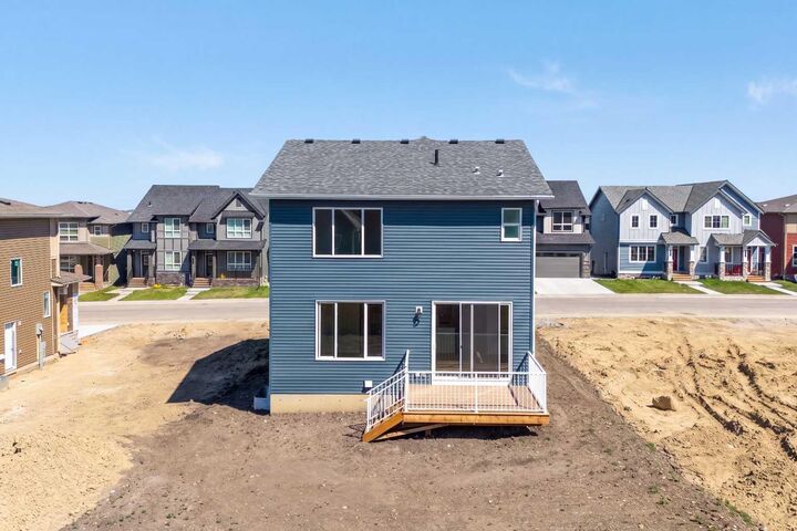 Property Photo: 35 Creekside Rise SW AB T3X 5V9