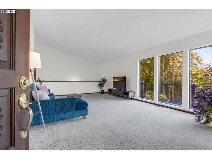 Property Photo:  104 McMenomy Dr  WA 98626 