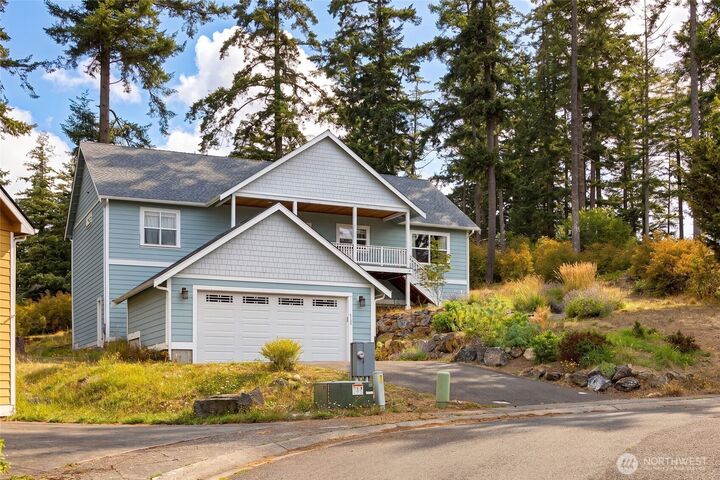 Property Photo:  533  Kelsando Circle  WA 98250 