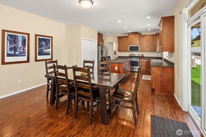 Property Photo:  26  Meadow Place SE  WA 98208 