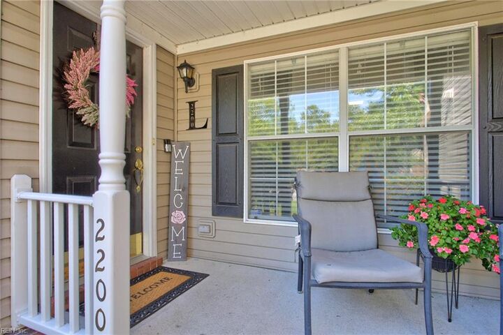 Property Photo: 2200 Willow Point Arch VA 23320
