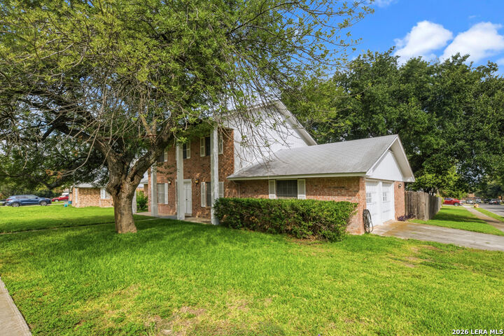 Property Photo:  5827 Grass Hill Dr  TX 78238 