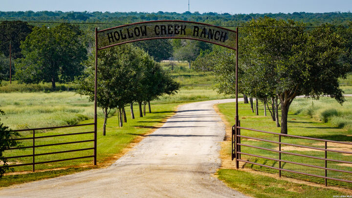 Property Photo:  14361 La Vernia Rd  TX 78152 