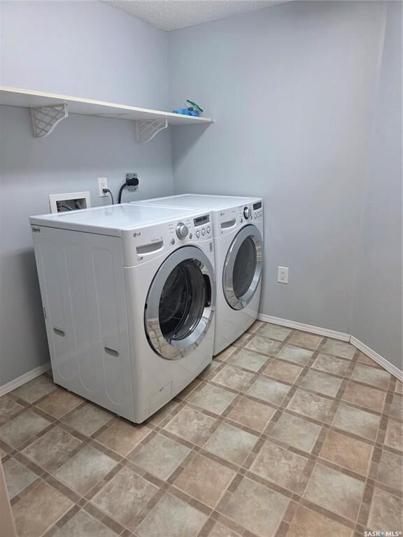 Property Photo:  701 Henry Street 205  SK S4A 2B7 