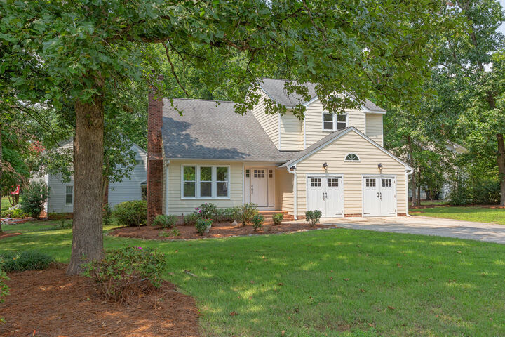 Property Photo: 1001 Lantern Light Court NC 27502