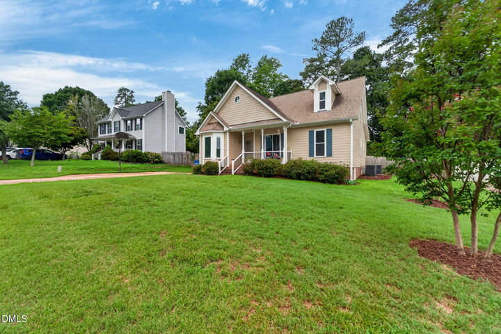 Property Photo: 2808 Tryon Pines Drive NC 27603