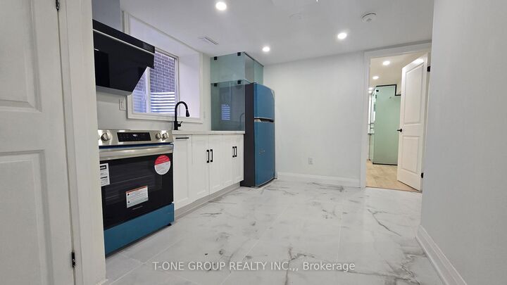Property Photo:  13 Eberly Woods Drive Bsmt A  ON L6C 1A6 