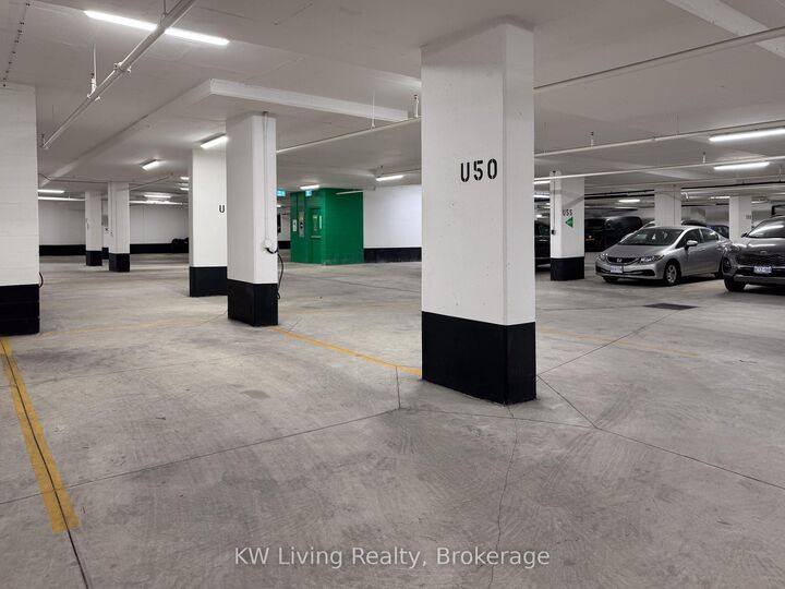 Property Photo:  121 Ford Street 109  ON M6N 3A2 