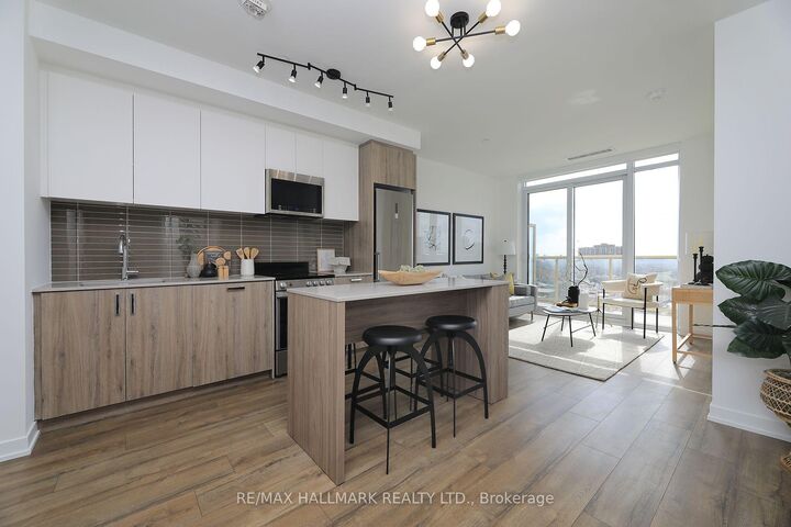 1787 St. Clair Avenue W 1111 — photo 1