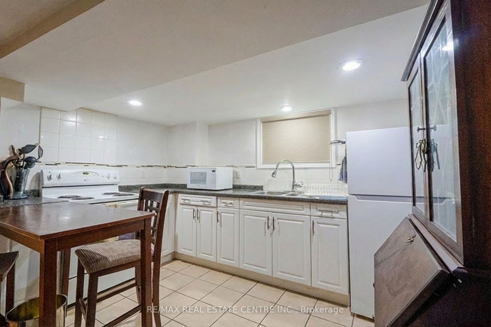Property Photo:  110 Lacroix Street  ON N7M 2T6 