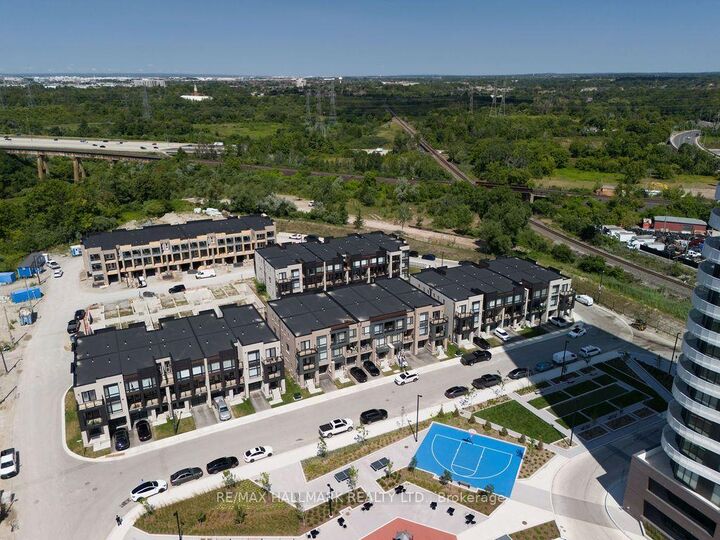 Photo de la propriété:  12 Dandara Gate SE  ON L4L 1V8 