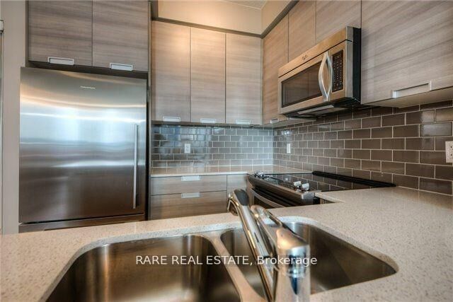 Property Photo:  55 Eglinton Avenue W 801  ON L5R 0E4 