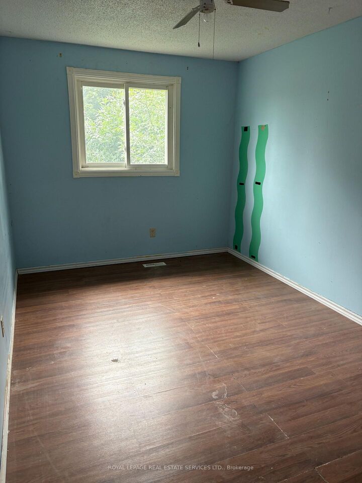 Property Photo: 38 Parkside Drive ON N3L 3S7