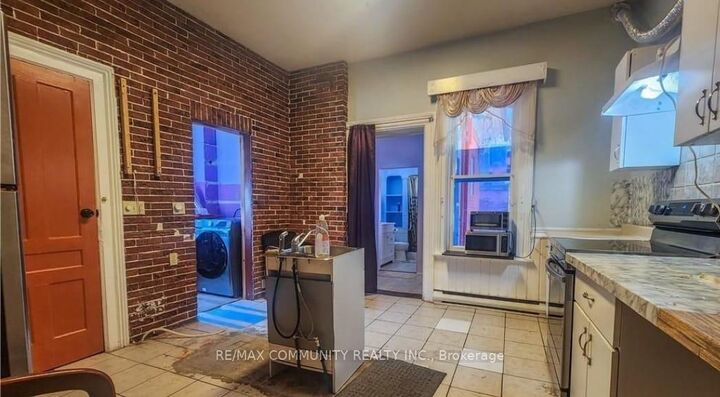 Property Photo:  561 Gould Street  ON N0H 2T0 