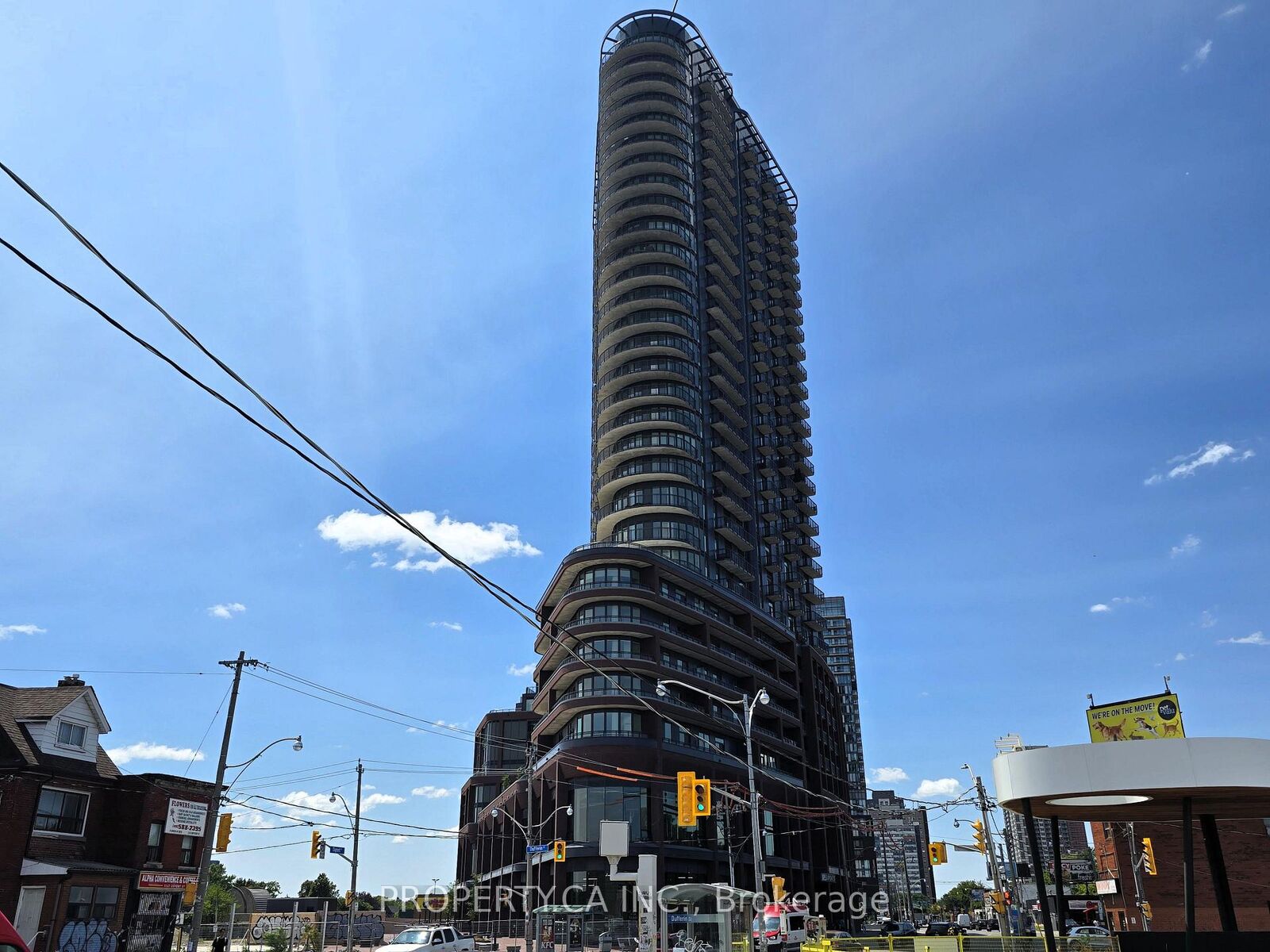 Property Photo:  1185 Dupont Street 316  ON M6H 0G5 